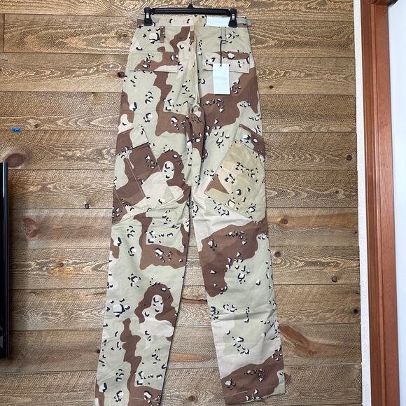 RE/DONE Upcycled Cargo Pants in Desert Camo Size Small NWT - Picture 7 of 15
